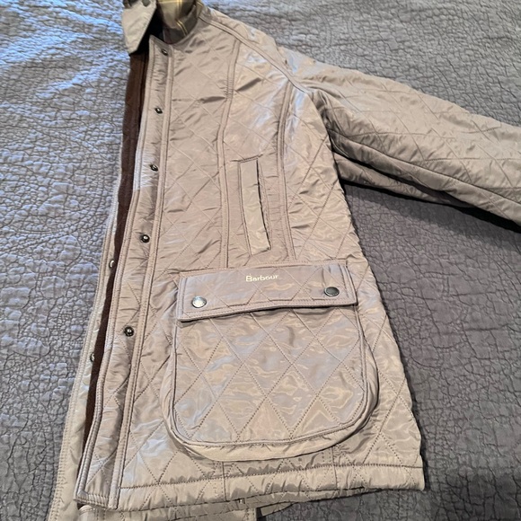 Barbour Beadnell quilted jacket - stone color. Size US 14 - Picture 9 of 11